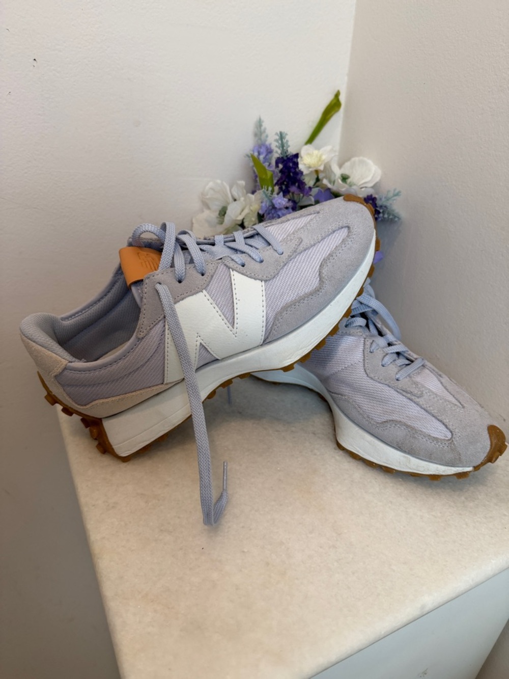 New Balance 327 Women's sneakers in violet haze - Retro